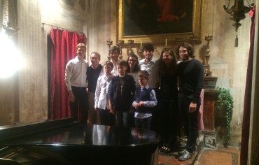 Ecco gli allievi e i docenti della masterclass di pianoforte tenutasi presso L'Associazione La Musica Interna nel settembre 2014